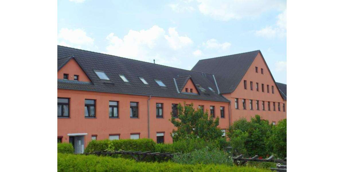 Etagenwohnung Riesa Neuweida - 4 Zimmer, 70 m&sup2;, 480&euro; | Angebot:27004030