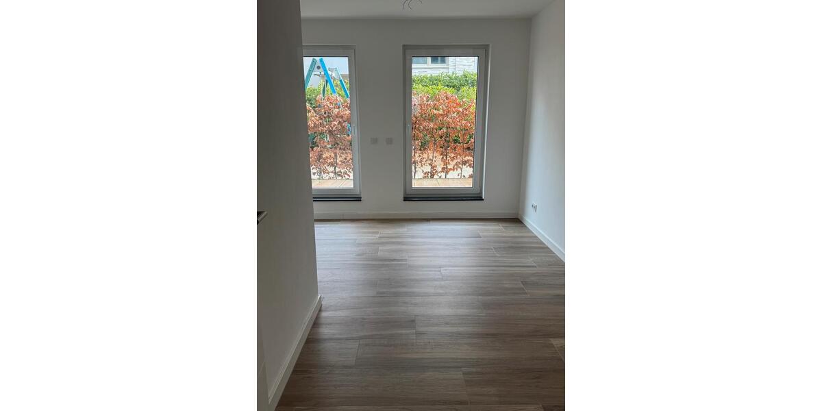 Erdgeschoßwohnung Wuppertal Barmen - 5 Zimmer, 145 m&sup2;, 1.800&euro; | Angebot:25157137