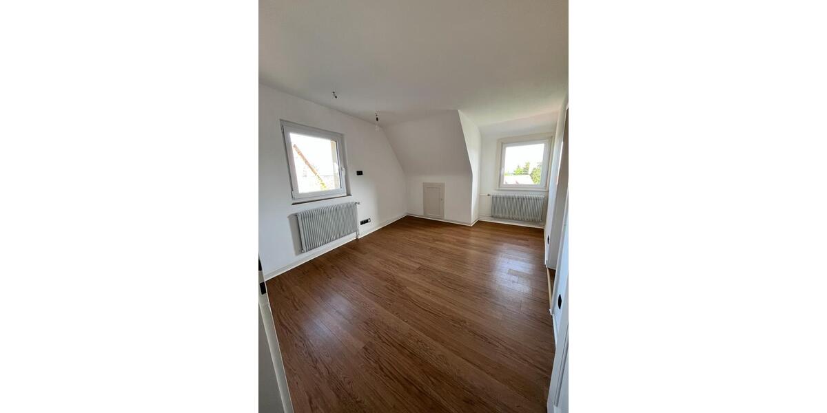 Dachgeschoßwohnung Horb am Neckar - 4 Zimmer, 90 m&sup2;, 850&euro; | Angebot:26597541