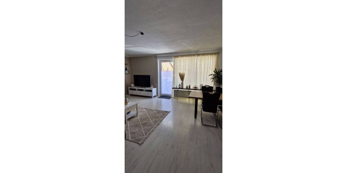 Etagenwohnung Göttingen Groß Ellershausen - 3 Zimmer, 102 m&sup2;, 900&euro; | Angebot:26797436
