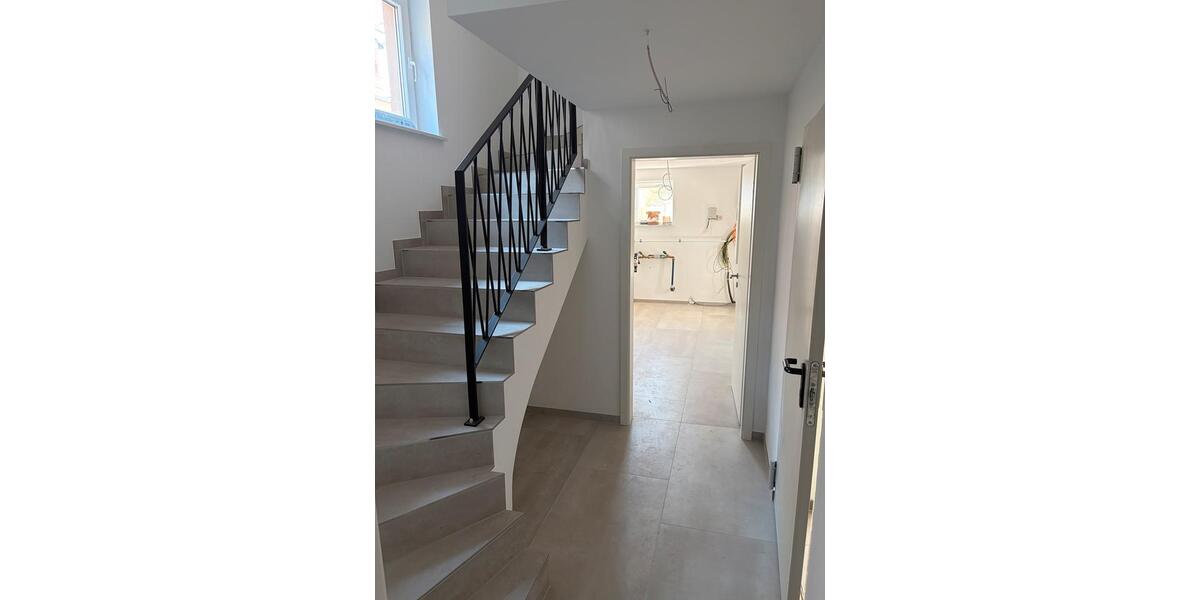 Doppelhaushälfte Perl - 3 Zimmer, 95 m&sup2;, 1.850&euro; | Angebot:26624286