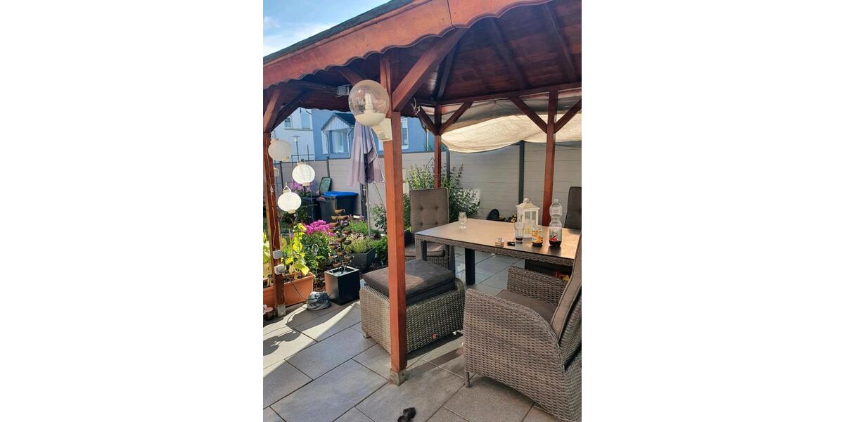 Terrassenwohnung Bad Pyrmont - 6 Zimmer, 100 m&sup2;, 1.000&euro; | Angebot:26681632