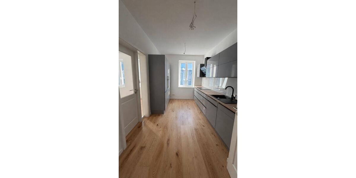 Etagenwohnung Freiberg - 5 Zimmer, 124 m&sup2;, 1.736&euro; | Angebot:25964722