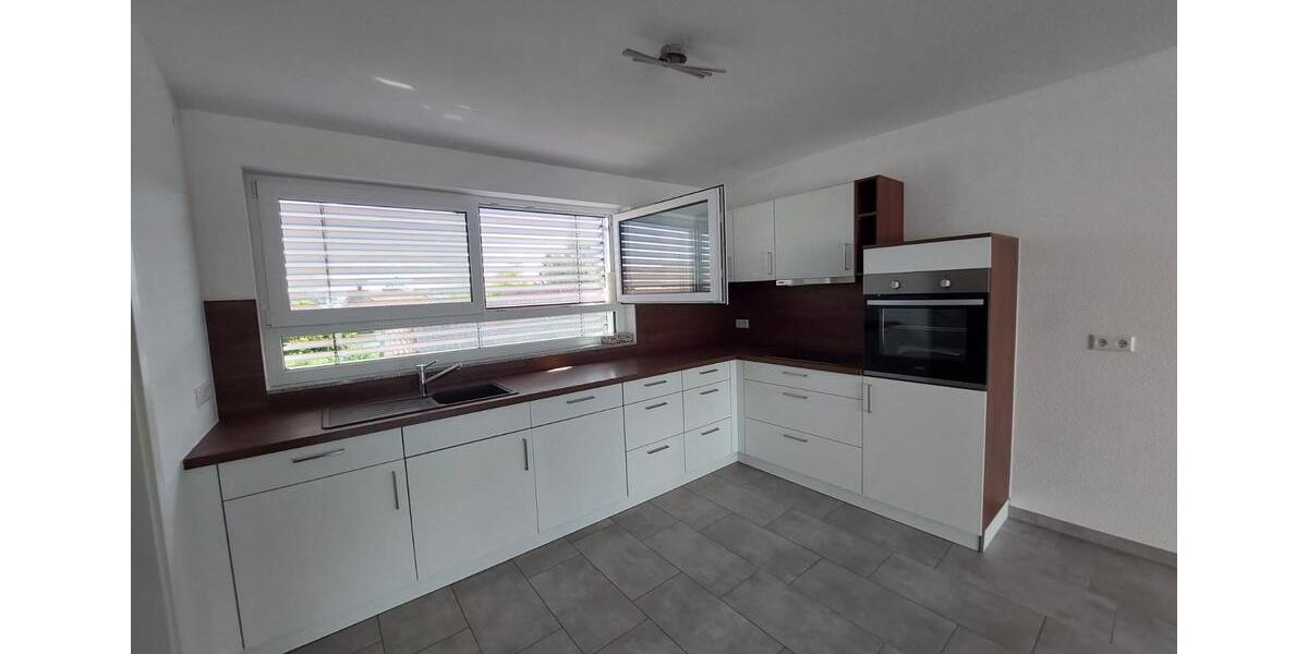 Dachgeschoßwohnung Lauffen am Neckar - 3.5 Zimmer, 91 m&sup2;, 1.150&euro; | Angebot:26676244
