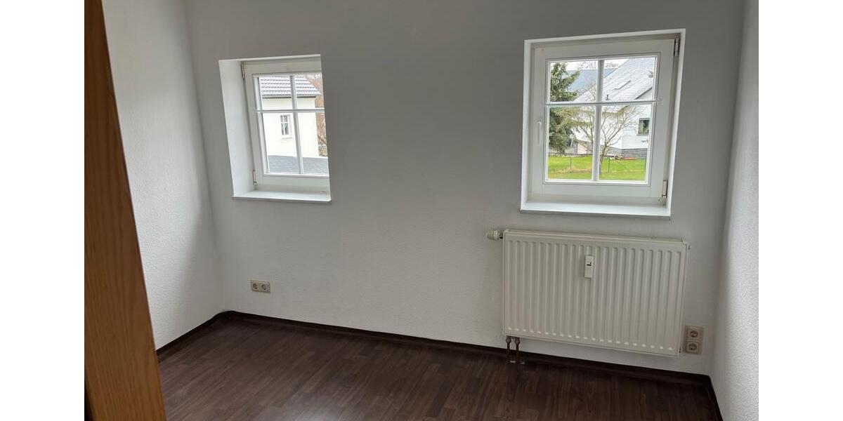 Etagenwohnung Ebersbach-Neugersdorf Neugersdorf - 3 Zimmer, 84 m&sup2;, 622&euro; | Angebot:25975226