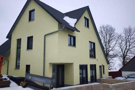 Haus Igensdorf Pettensiedel - 1 Zimmer, 240 m&sup2;, 2.200&euro; | Angebot:25770176