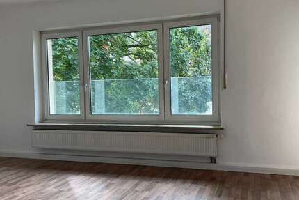 Wohnung zum Mieten in Erlangen 958,79 € 90.88 m²