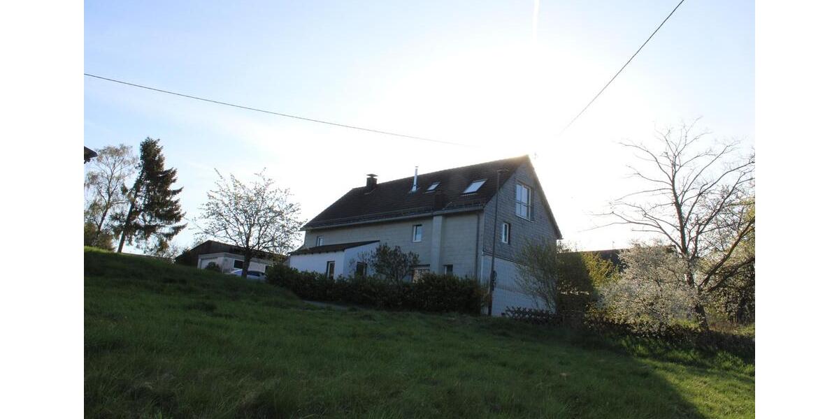 Etagenwohnung Ulmen - 4 Zimmer, 105 m&sup2;, 800&euro; | Angebot:25351593