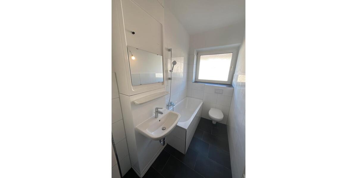 Etagenwohnung Wuppertal Lichtenplatz - 1 Zimmer, 39 m&sup2;, 400&euro; | Angebot:25150676