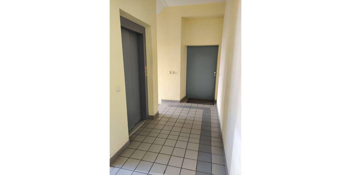 Etagenwohnung Kaufbeuren Altstadt - 3 Zimmer, 82 m&sup2;, 1.595&euro; | Angebot:26764528