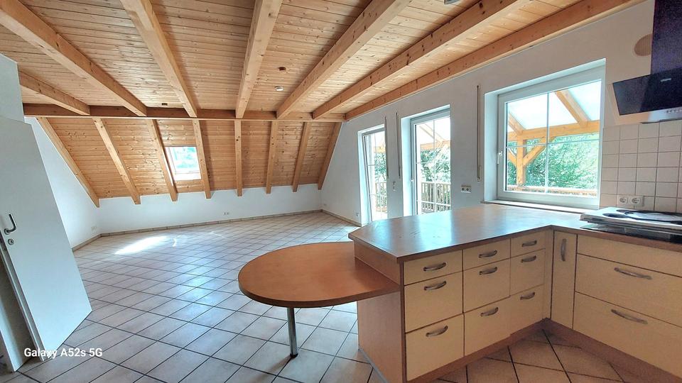 Dachgeschoßwohnung Schweitenkirchen - 4 Zimmer, 150 m&sup2;, 1.650&euro; | Angebot:26470992