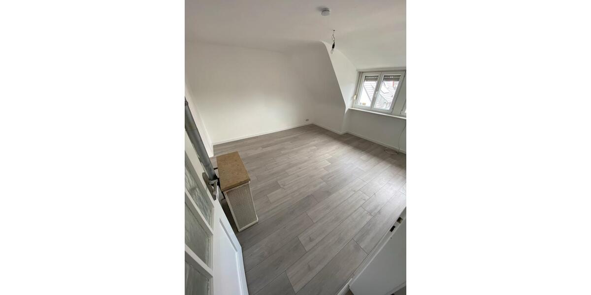 2 Zimmer Wohnung, renoviert, Stuttgart-Mühlhausen 2 zimmer