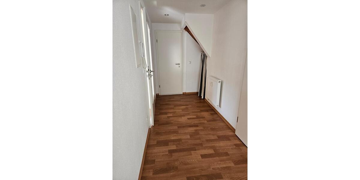 Dachgeschoßwohnung Raschau-Markersbach Markersbach - 3 Zimmer, 55 m&sup2;, 356&euro; | Angebot:26620097