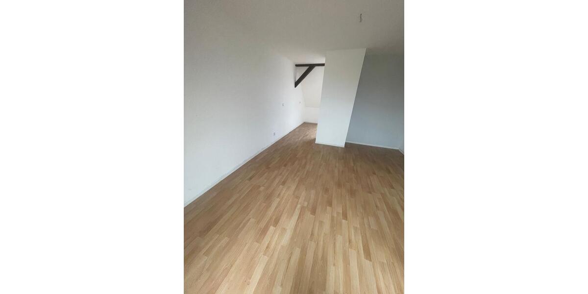 Erdgeschoßwohnung Zeitz - 2 Zimmer, 40 m&sup2;, 225&euro; | Angebot:24570321