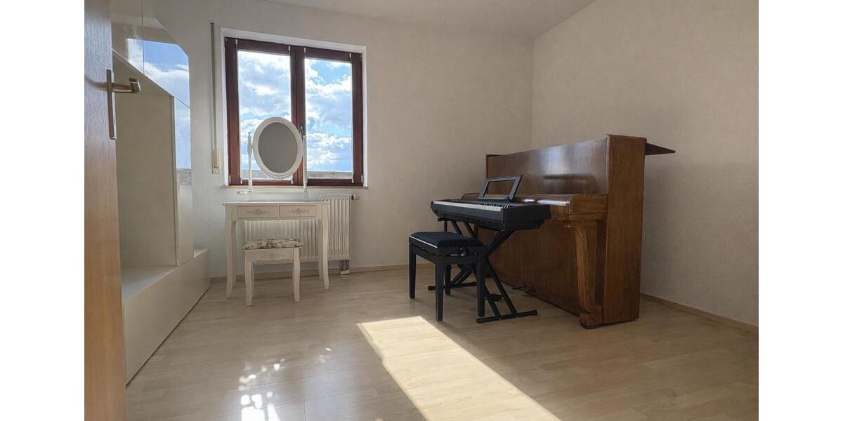 Etagenwohnung Calw - 4 Zimmer, 104 m&sup2;, 1.590&euro; | Angebot:25957091