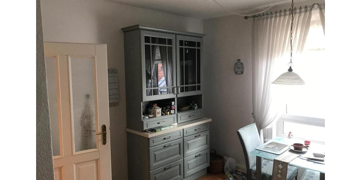 Etagenwohnung Bad Pyrmont - 3 Zimmer, 105 m&sup2;, 890&euro; | Angebot:25790305