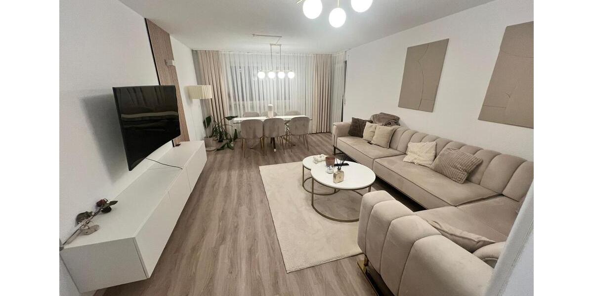 Etagenwohnung Leonberg - 3 Zimmer, 81 m&sup2;, 1.400&euro; | Angebot:26350182