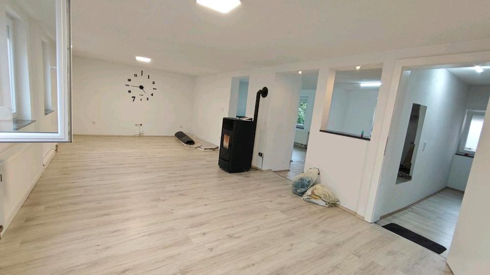 Einfamilienhaus Albstadt Gemarkung Onstmettingen - 2 Zimmer, 130 m&sup2;, 1.100&euro; | Angebot:26592163