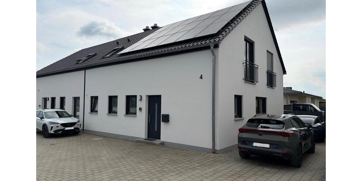 Doppelhaushälfte Wittislingen - 1 Zimmer, 155 m&sup2;, 1.690&euro; | Angebot:26272545