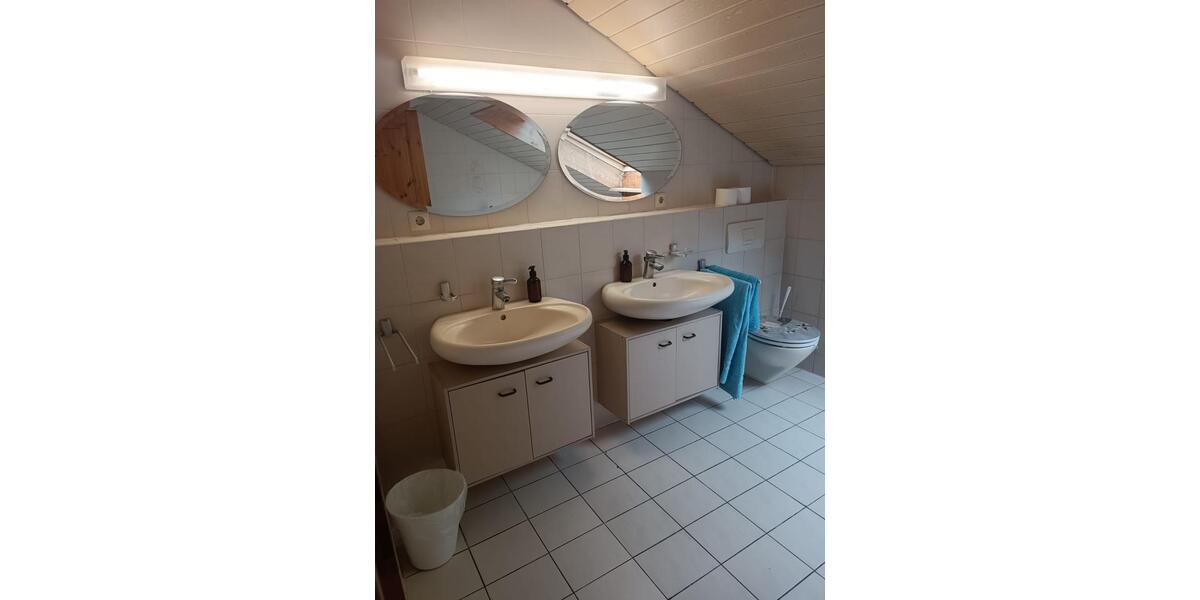 Wohnen auf Zeit Renningen - 4 Zimmer, 120 m&sup2;, 2.450&euro; | Angebot:23531176