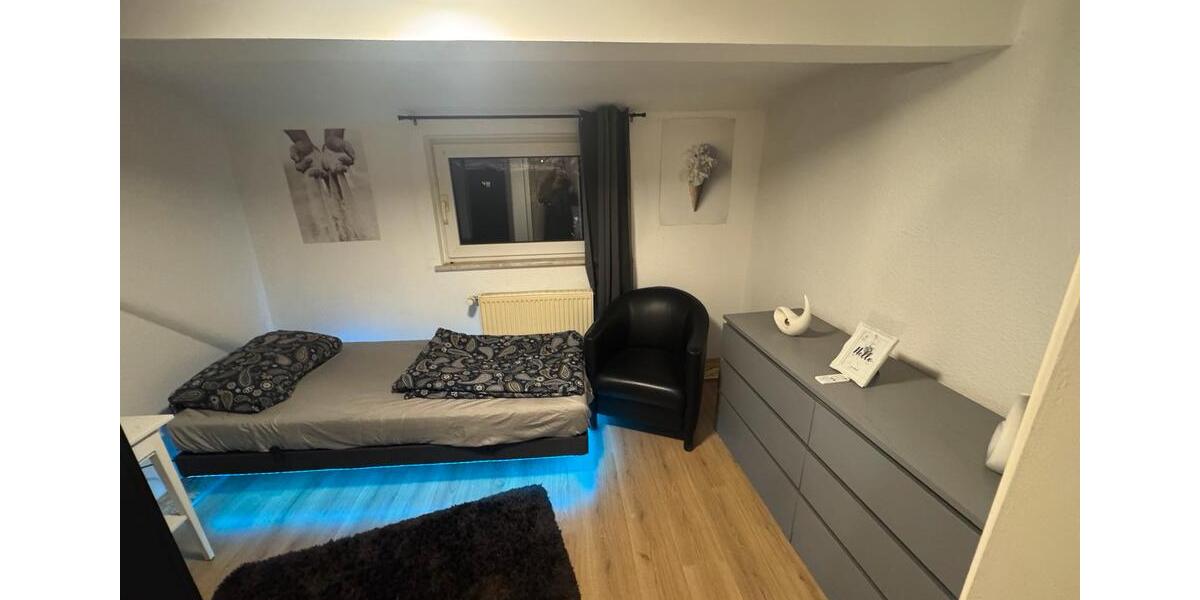 Etagenwohnung Wiesbaden Biebrich - 1 Zimmer, 11 m&sup2;, 550&euro; | Angebot:25261044