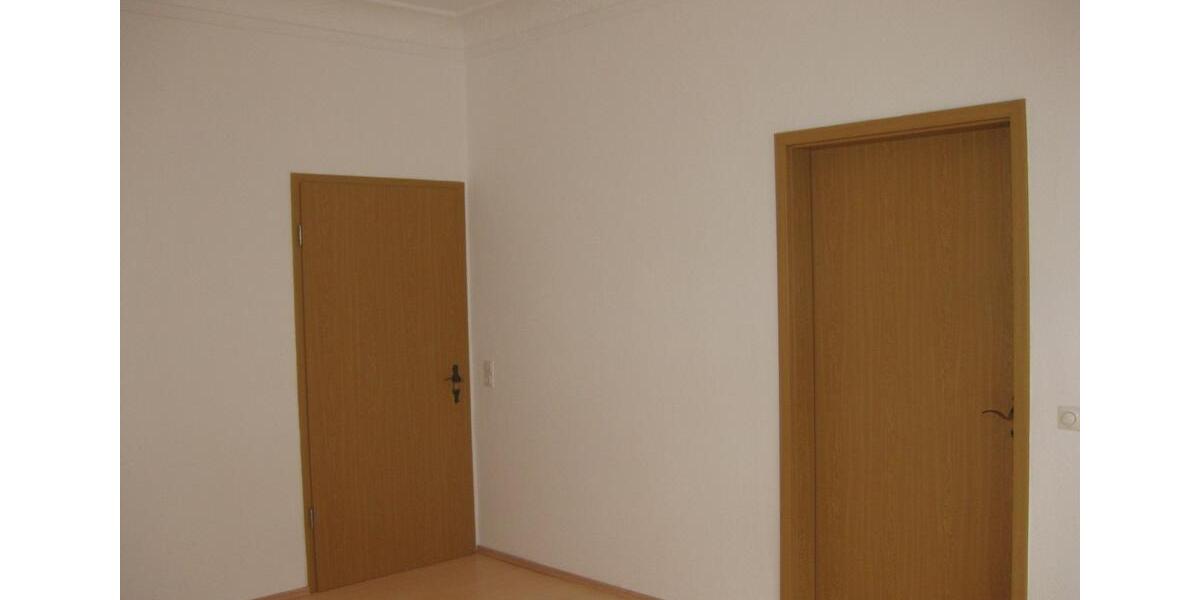 Etagenwohnung Pliening - 4 Zimmer, 103 m&sup2;, 550&euro; | Angebot:24998488