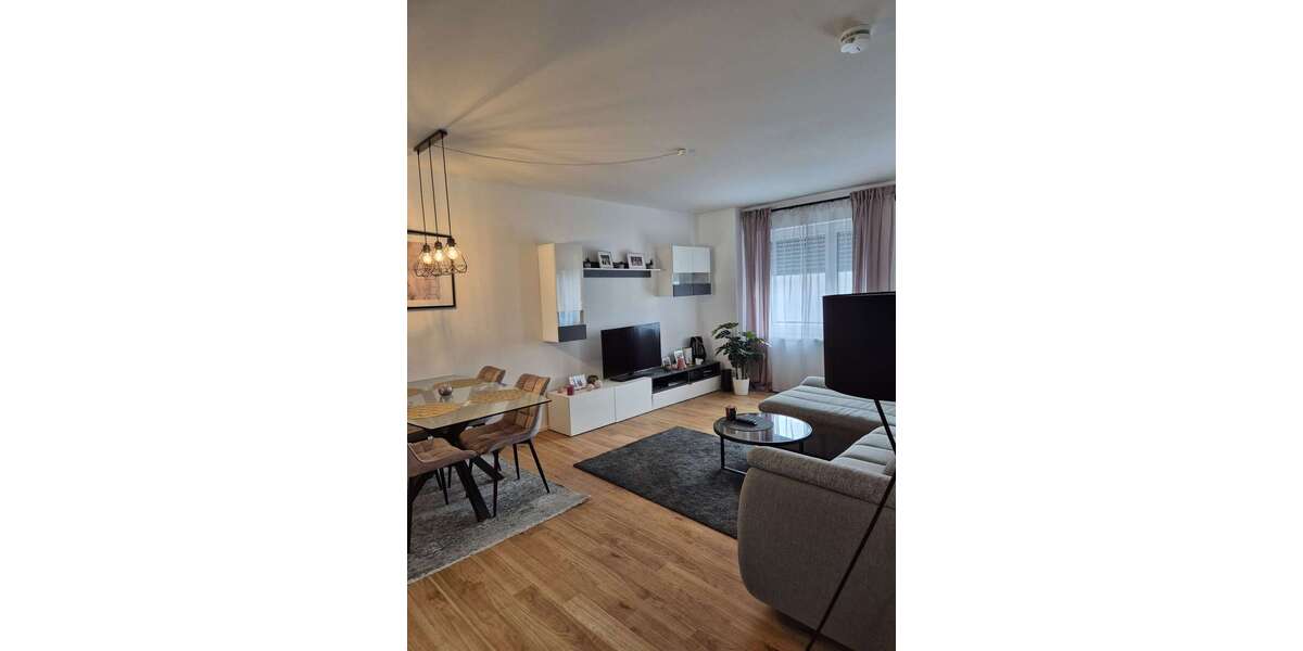 Etagenwohnung Ingolstadt Monikaviertel - 2 Zimmer, 77 m&sup2;, 1.045&euro; | Angebot:25932693
