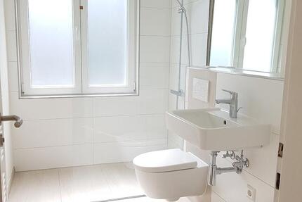 Exklusiv sanierte 1-ZKB mit EBK am Bismarckplatz ab 01.03.2026 1 zimmer