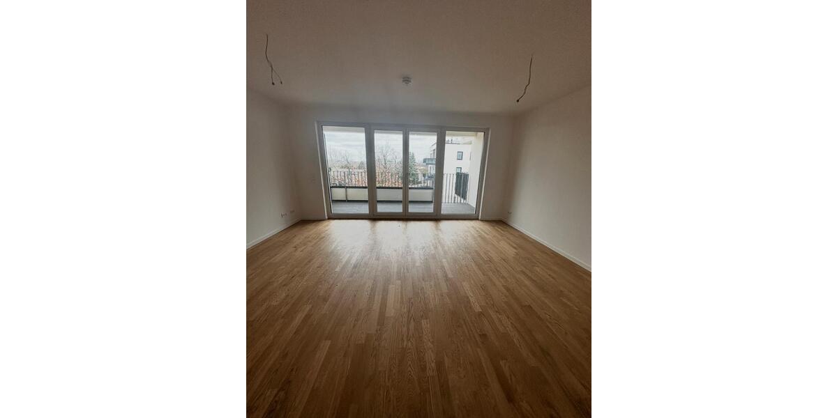Etagenwohnung Schönefeld - 3 Zimmer, 79 m&sup2;, 1.680&euro; | Angebot:26693460