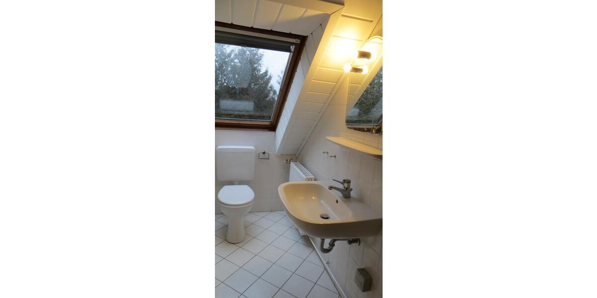 Dachgeschoßwohnung Leer (Ostfriesland) - 2 Zimmer, 40 m&sup2;, 420&euro; | Angebot:25171226