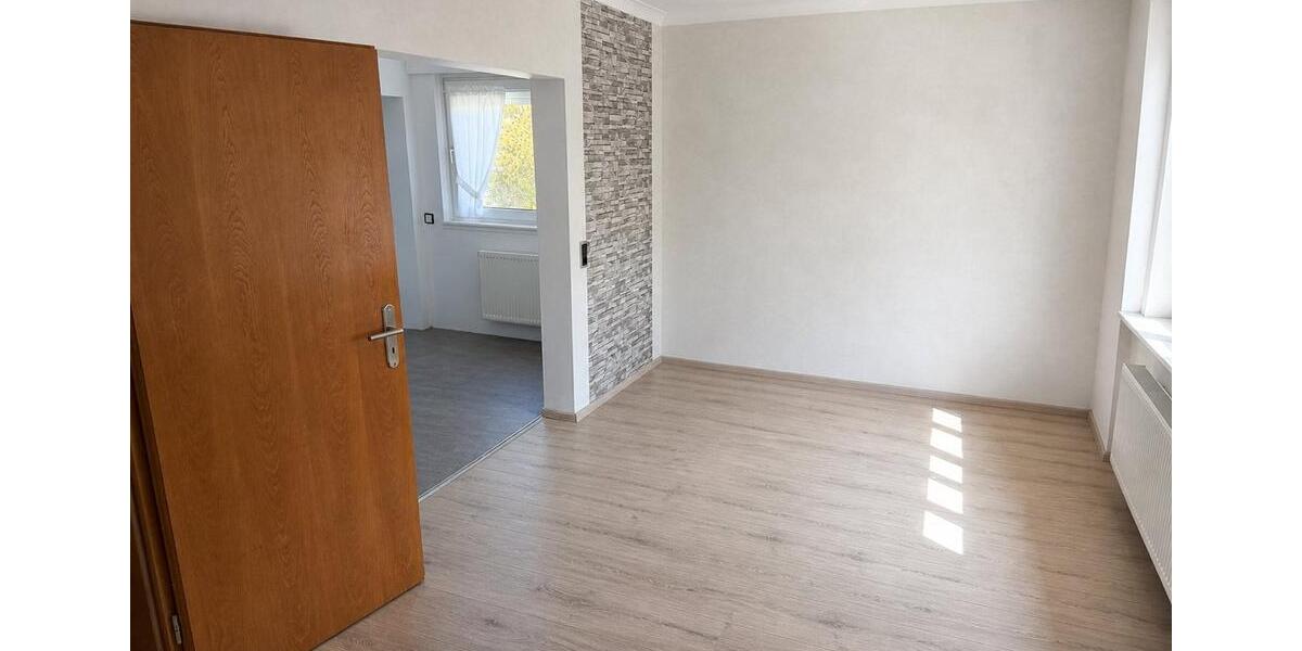 Etagenwohnung Warstein - 4 Zimmer, 95 m&sup2;, 780&euro; | Angebot:26416846