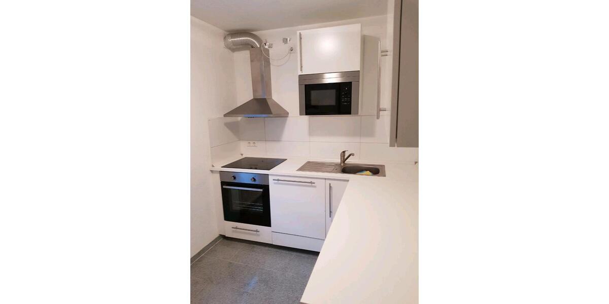 Erdgeschoßwohnung Sindelfingen Eichholz - 3 Zimmer, 77 m&sup2;, 1.100&euro; | Angebot:26535950