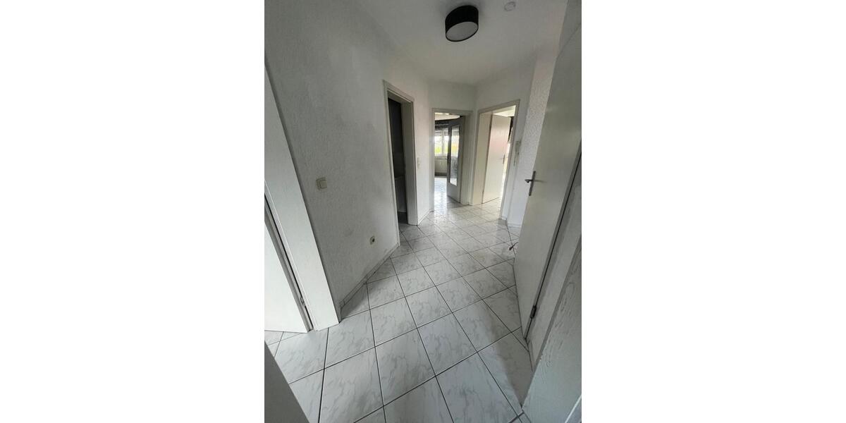 Etagenwohnung Friedberg (Hessen) - 4 Zimmer, 120 m&sup2;, 1.250&euro; | Angebot:26550219