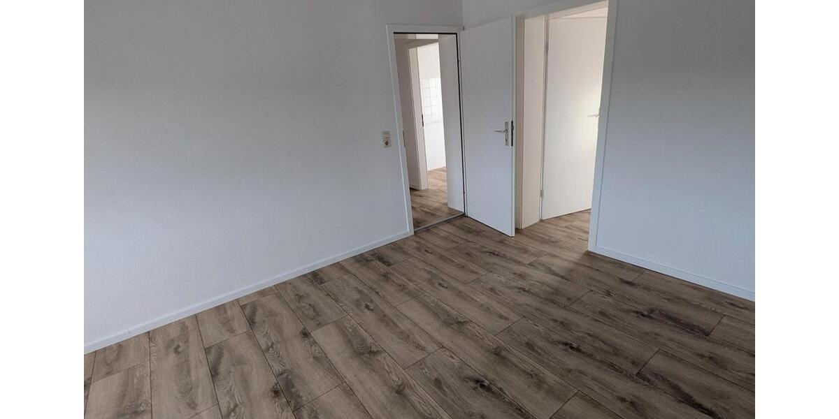 Etagenwohnung Pforzheim - 2 Zimmer, 45 m&sup2;, 590&euro; | Angebot:26646753