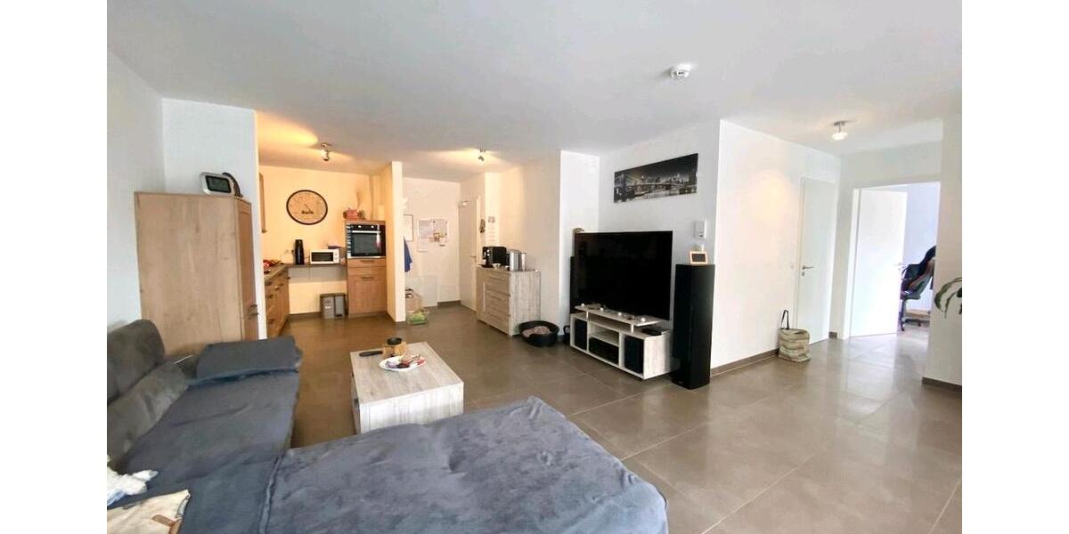 Terrassenwohnung Lebach - 5 Zimmer, 130 m&sup2;, 1.450&euro; | Angebot:25807375