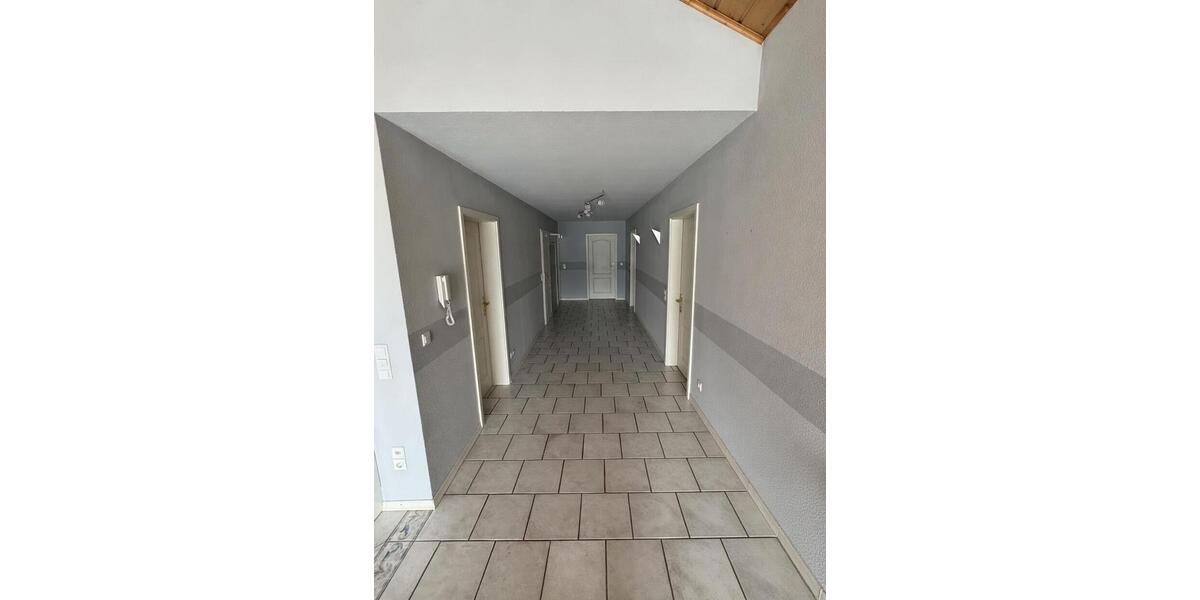 Dachgeschoßwohnung Mossautal - 5 Zimmer, 115 m&sup2;, 1.000&euro; | Angebot:25947874