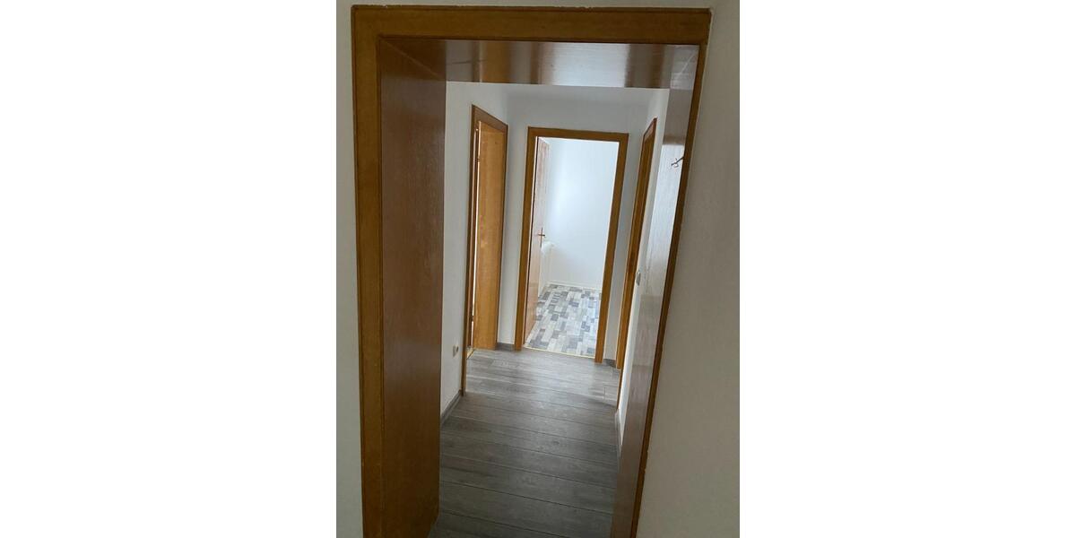 Dachgeschoßwohnung Lüdenscheid - 4 Zimmer, 420&euro; | Angebot:23693160