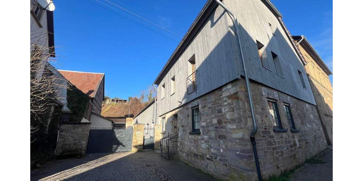 Mehrfamilienhaus, Wohnhaus Nußbaum - 7 Zimmer, 184 m&sup2;, 1.750&euro; | Angebot:25683799