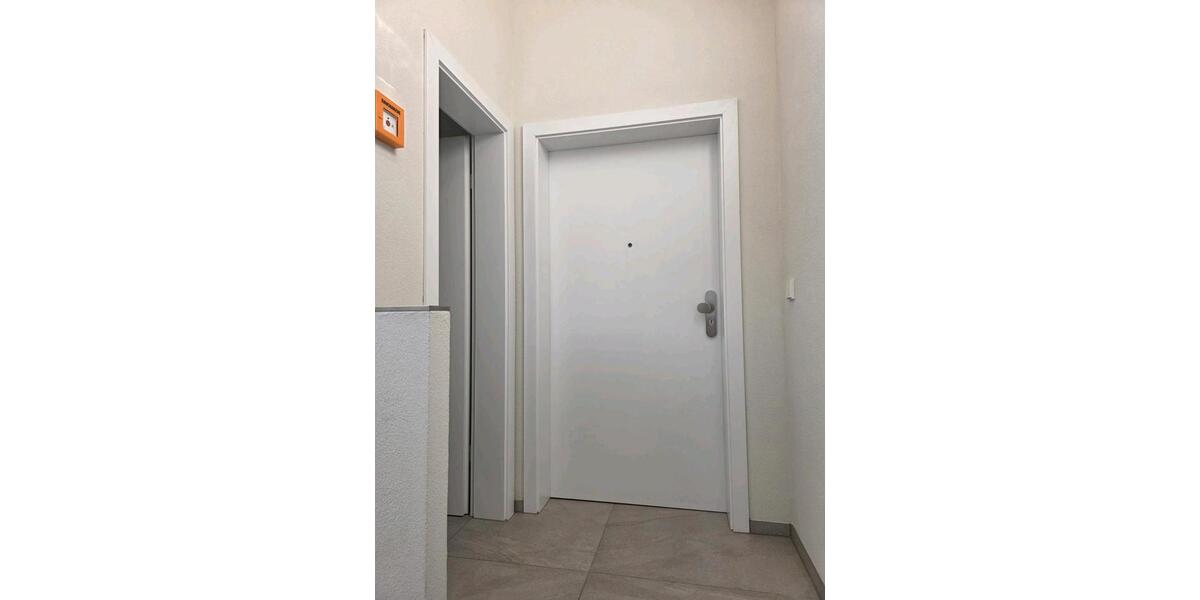 Wohnen auf Zeit Kornwestheim - 5 Zimmer, 12 m&sup2;, 550&euro; | Angebot:25943600