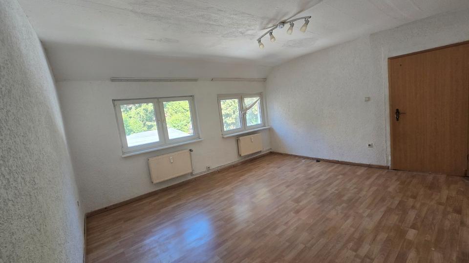 Etagenwohnung Duisburg Duisburg-Mitte - 2 Zimmer, 90 m&sup2;, 600&euro; | Angebot:26351664