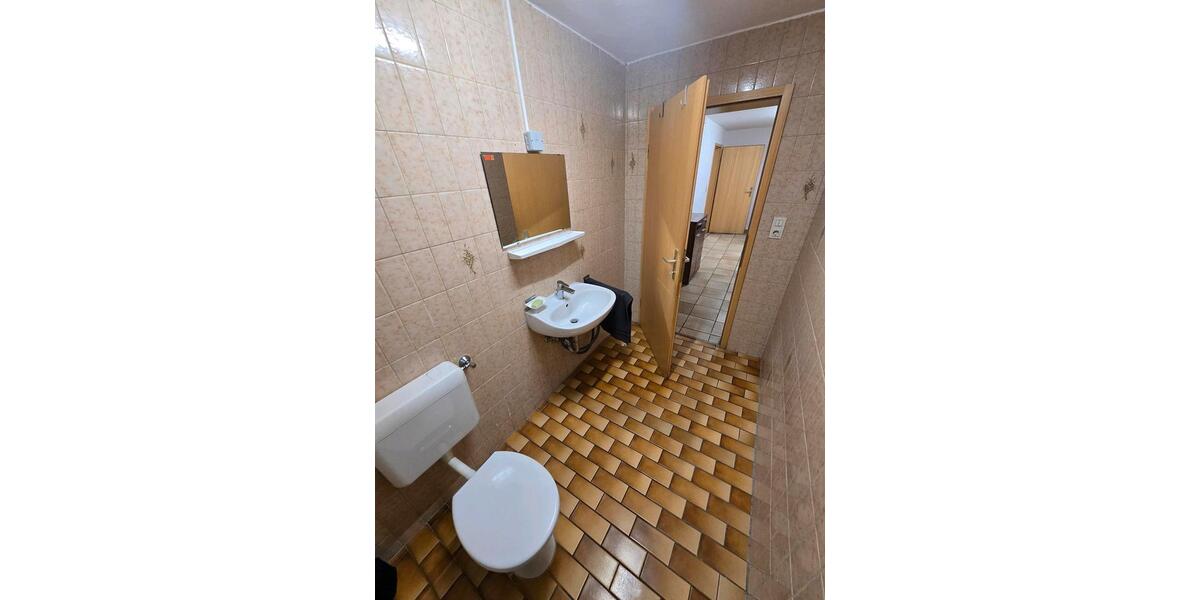 Einfamilienhaus Gangkofen - 4.5 Zimmer, 130 m&sup2;, 1.500&euro; | Angebot:26286836