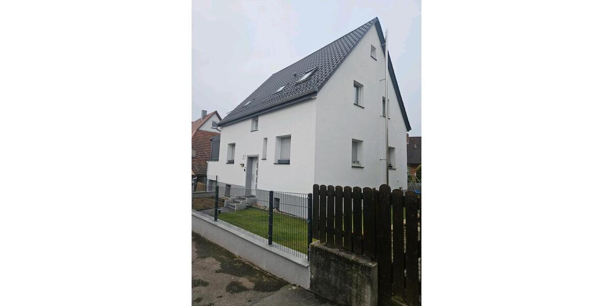 Großes Haus mit Garten und Balkon 5 zimmer