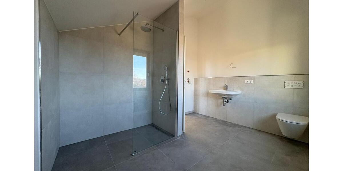 Einfamilienhaus Wunsiedel - 5 Zimmer, 155 m&sup2;, 1.550&euro; | Angebot:24478086