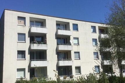 Ansprechende, weitläufige 3-Zimmer-Wohnung mit Balkon zimmer
