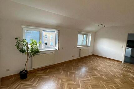 Wohnung Thum - 3 Zimmer, 80 m&sup2;, 500&euro; | Angebot:27556822