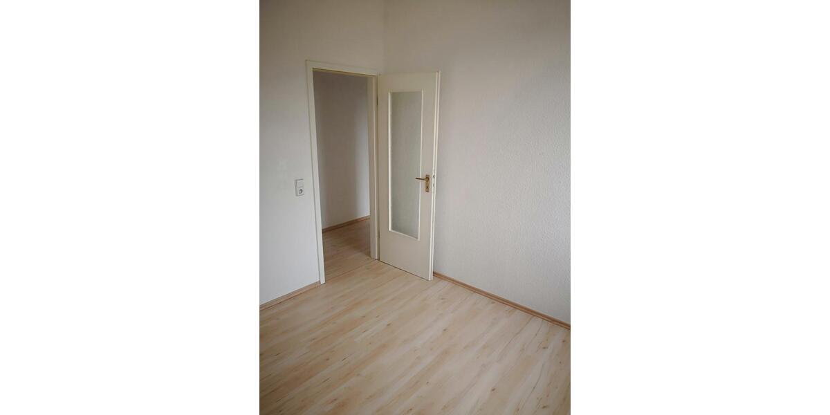 Etagenwohnung Bernburg (Saale) - 2 Zimmer, 45 m&sup2;, 290&euro; | Angebot:26232722