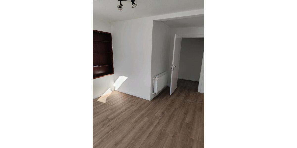 Etagenwohnung Ratzeburg - 3 Zimmer, 85 m&sup2;, 795&euro; | Angebot:26563459