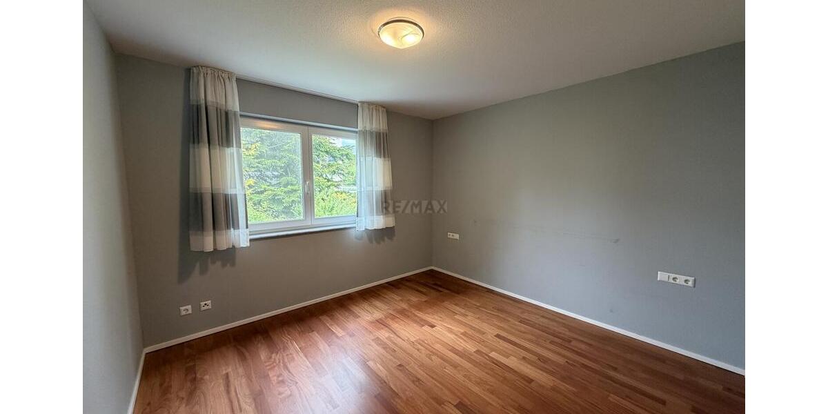 Etagenwohnung Göppingen - 3 Zimmer, 88 m&sup2;, 990&euro; | Angebot:26591795
