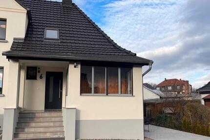 Haus Zwickau - 3 Zimmer, 95 m&sup2;, 1.950&euro; | Angebot:24817007