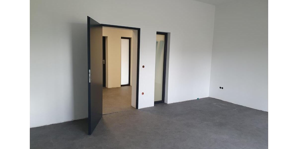 Top Büroflächen mit vielen Möglichkeiten, EUR 15,- bis 17,- pro qm warm zimmer